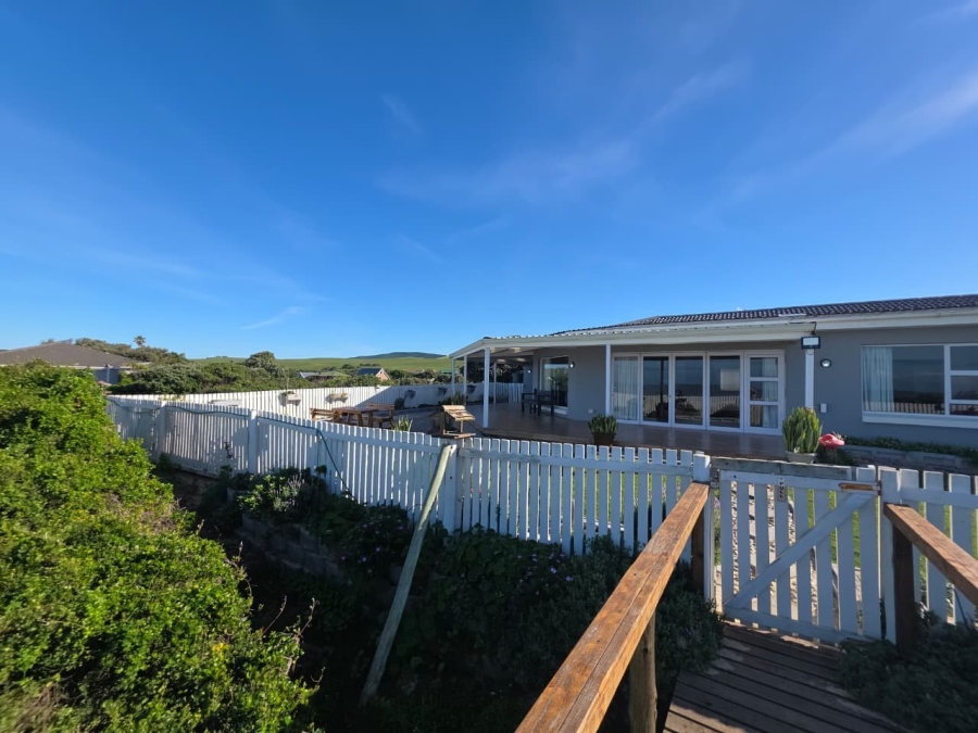 3 Bedroom Property for Sale in Cannon Rocks Eastern Cape